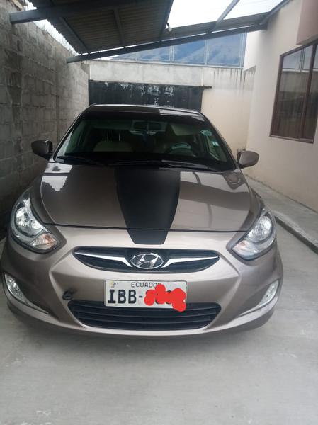 Hyundai Accent • 2013 • 150 km 2