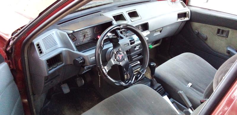 Mitsubishi Lancer • 1990 • 350,000 km 3