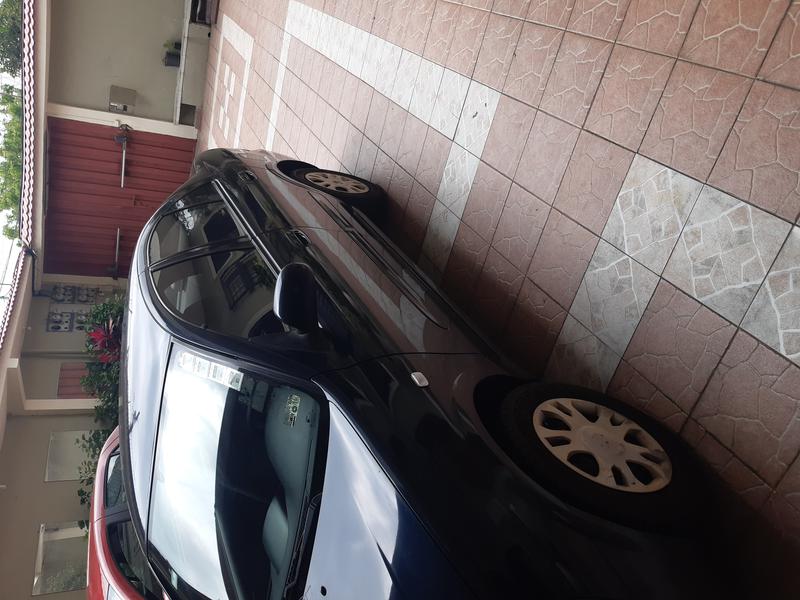 Nissan Almera • 2007 • 249,000 km 2