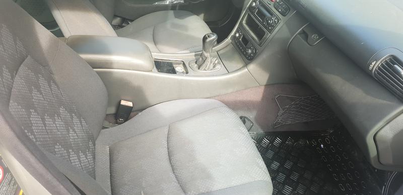 Mercedes-Benz C • 2007 • 116,809 km 6