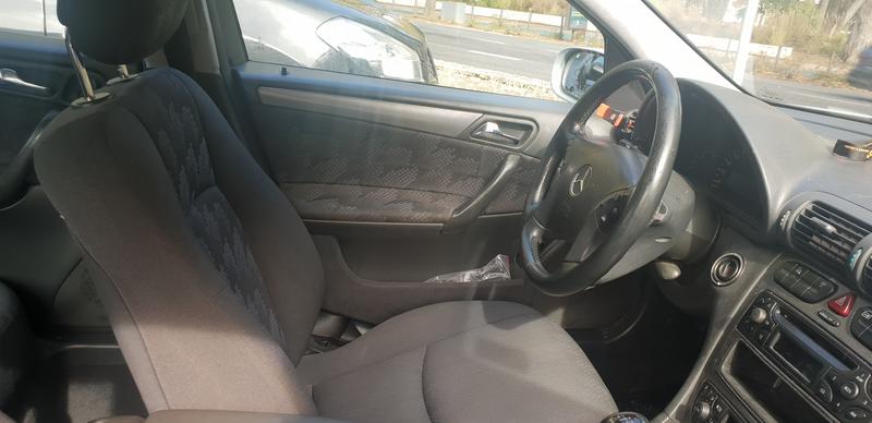 Mercedes-Benz C • 2007 • 116,809 km 3