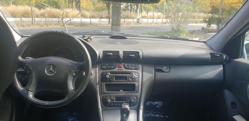 Mercedes-Benz C • 2007 • 116,809 km 1