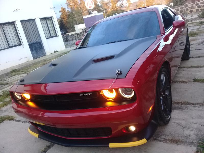 Dodge Challenger • 2016 • 42,000 km 2
