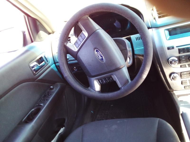 Ford Fusion • 2010 • 140,000 km 3