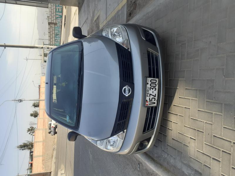 Nissan Tiida • 2014 • 75,000 km 2