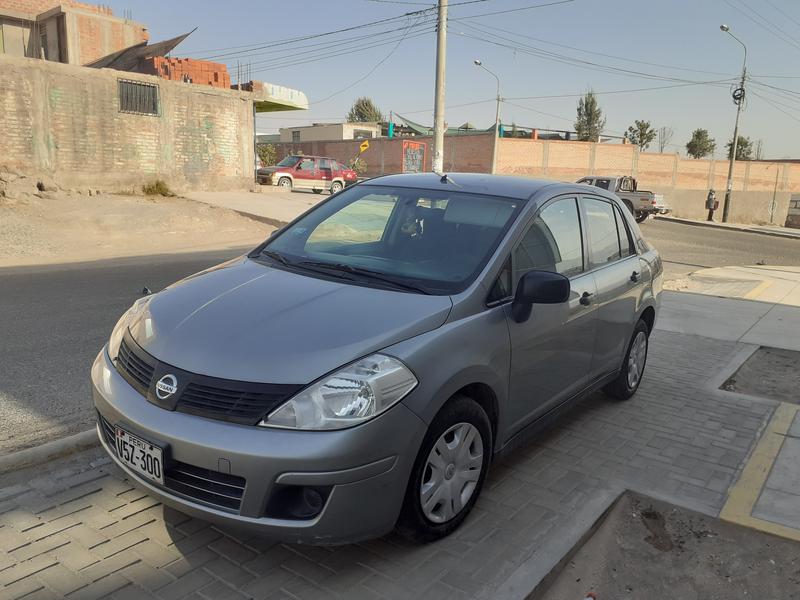 Nissan Tiida • 2014 • 75,000 km 4