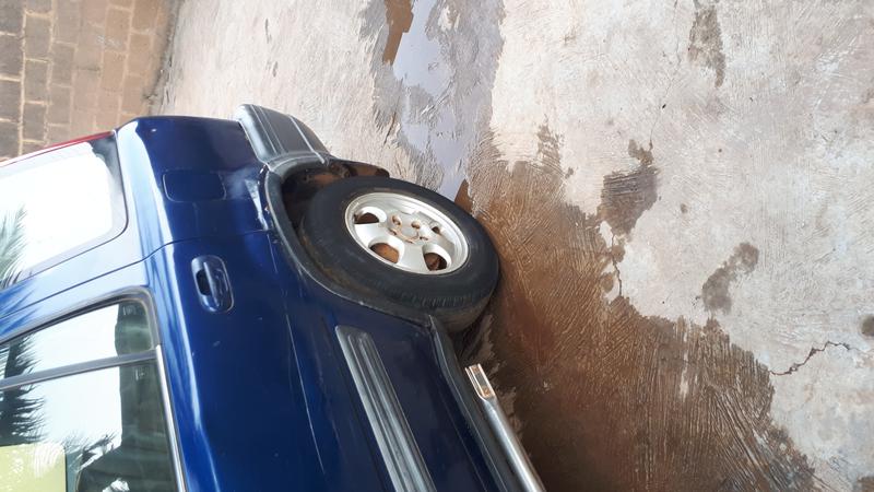 Honda CR-V • 2000 • 150,000 km 3