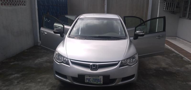 Honda Civic • 2006 • 130,000 km 5