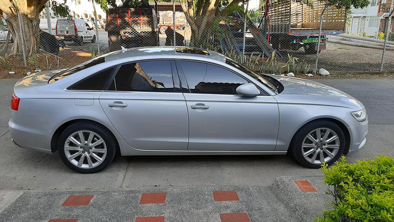 Audi A6 • 2012 • 44,000 km 2