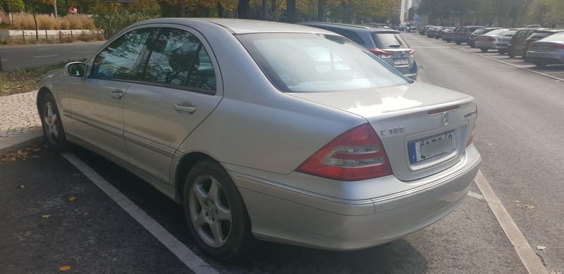 Mercedes-Benz C • 2007 • 116,809 km 4