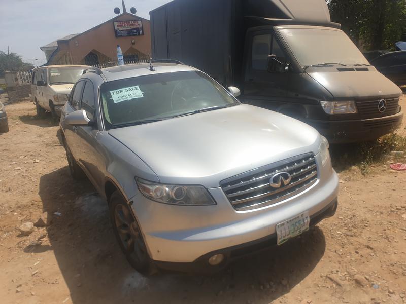 Infiniti FX • 2004 • 40,000 km 5