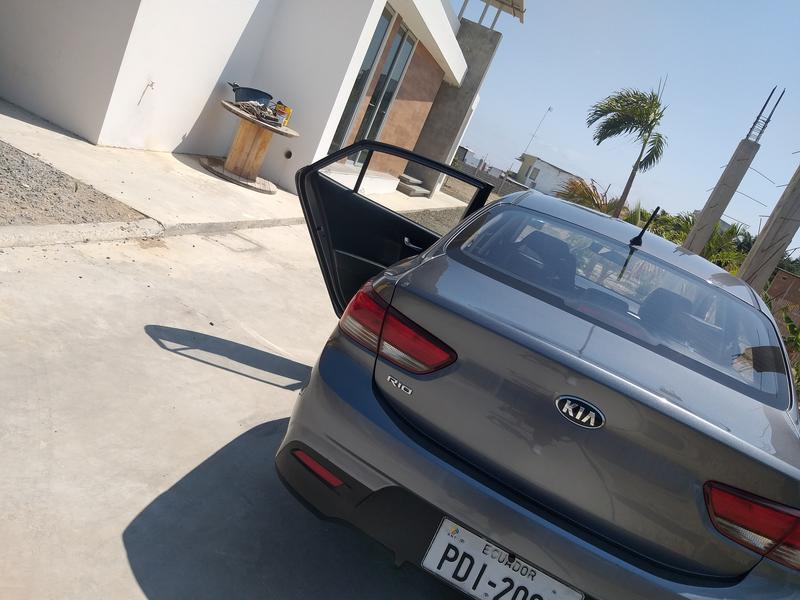 Kia Rio • 2019 • 32,000 km 3