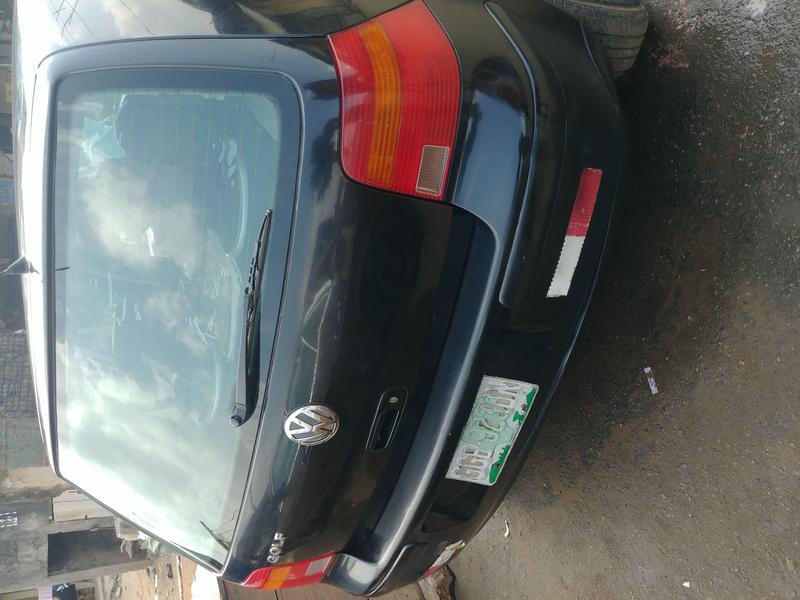 Volkswagen Golf • 2010 • 2,000 km 2