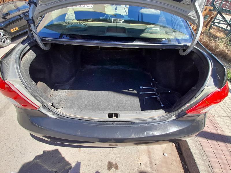 Toyota  • 2010 • 30,290 km 3