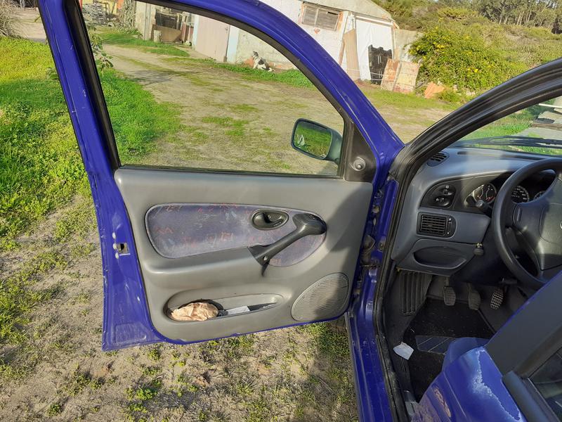 Fiat  • 2000 • 199,999 km 3