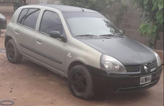 Renault Clio • 2005 • 1,111 km 4