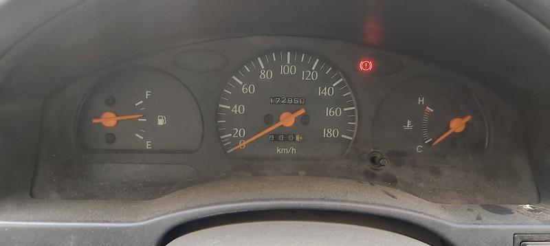 Toyota 86 • 1995 • 173,000 km 4