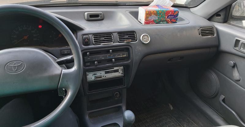 Toyota 86 • 1995 • 173,000 km 3