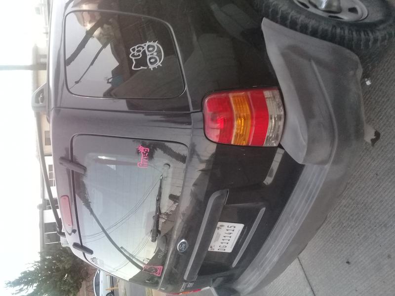 Ford Escape • 2002 • 233,300 km 1