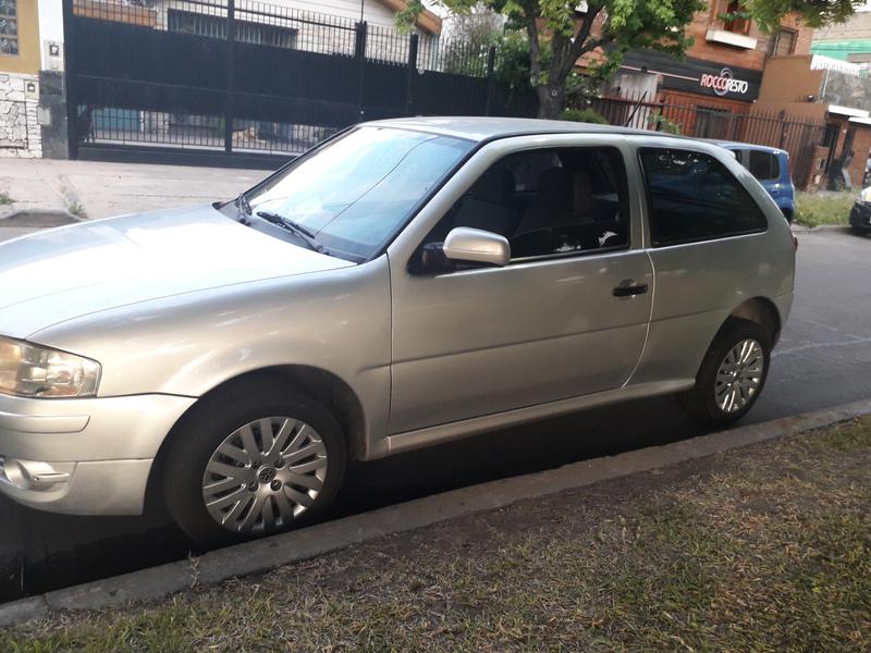 Volkswagen Gol • 2013 • 109,000 km 4