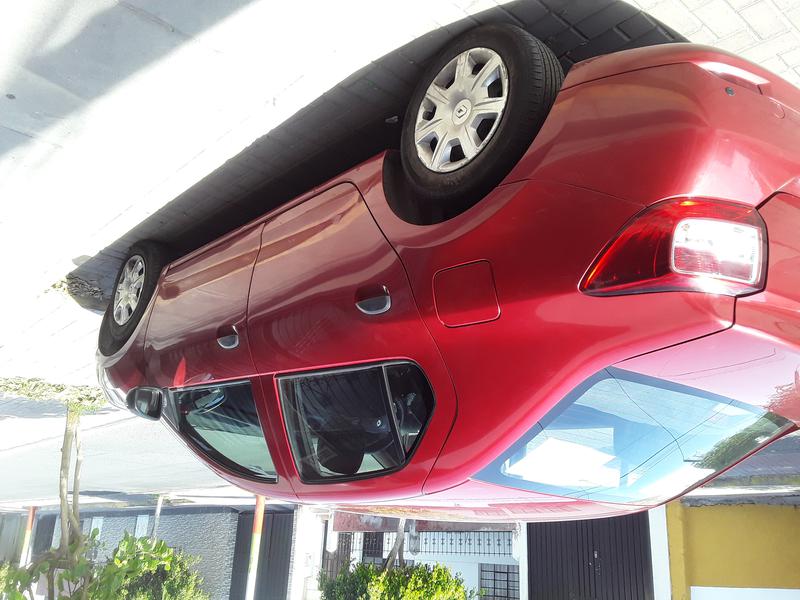 Renault Logan • 2020 • 35,500 km 3