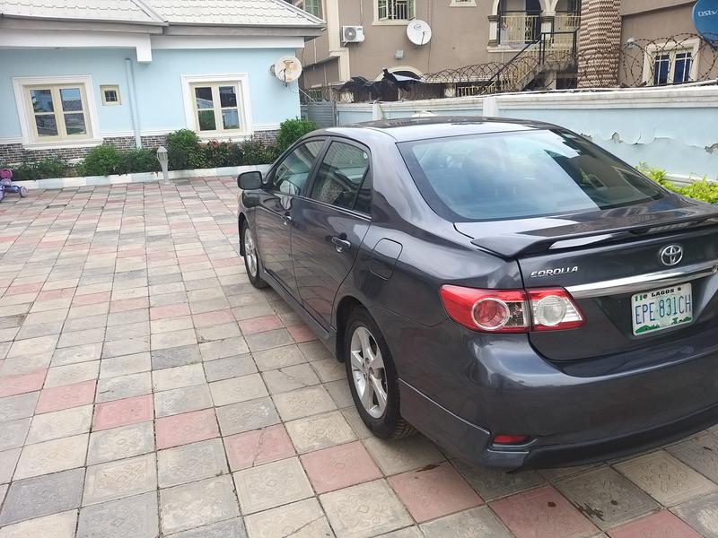 Toyota Corolla • 2011 • 136,000 km 3