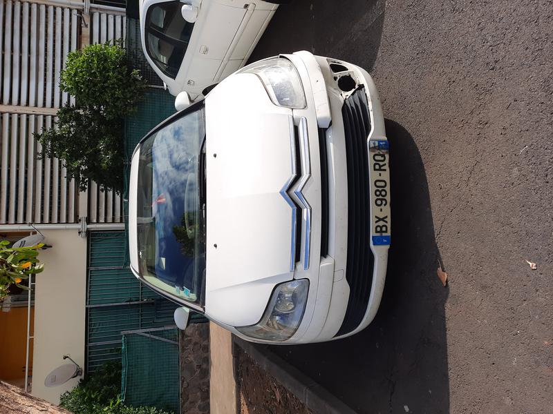 Citroën C4 • 2012 • 244,000 km 3