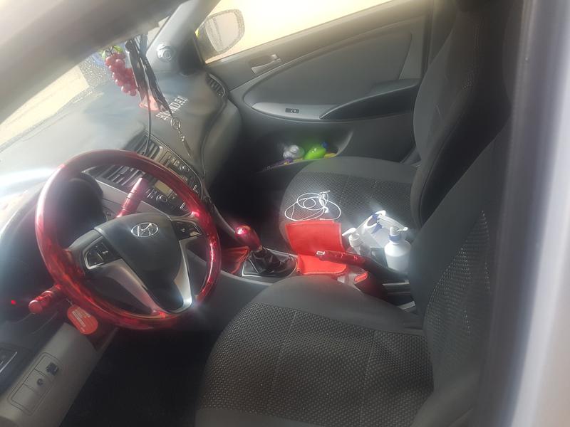 Hyundai Accent • 2015 • 377,187 km 4