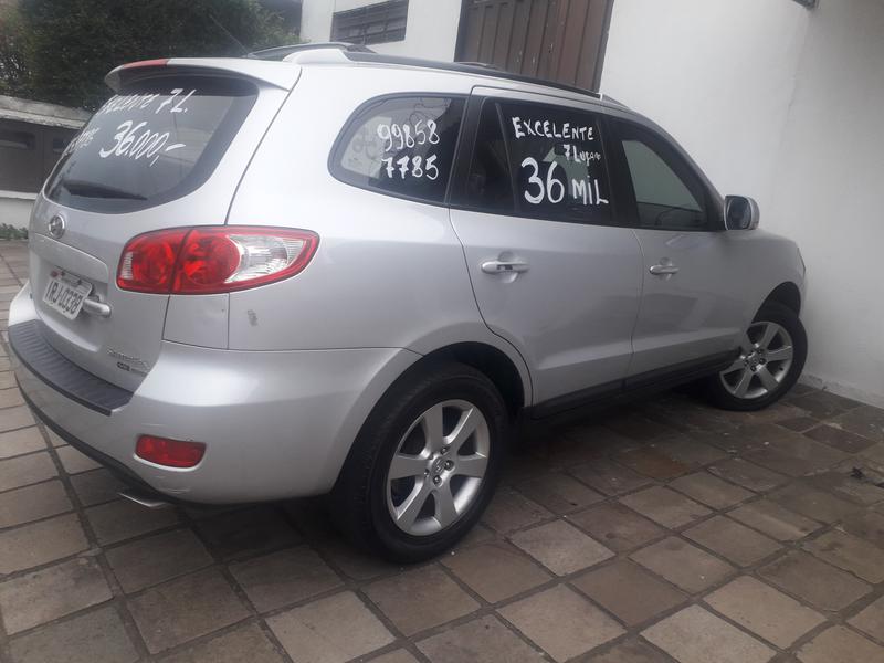 Hyundai Santa Fe • 2010 • 210,000 km 1