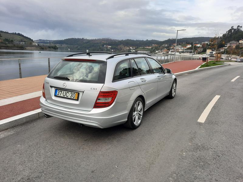 Mercedes-Benz C • 2012 • 273,000 km 12