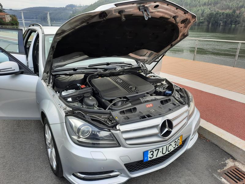 Mercedes-Benz C • 2012 • 273,000 km 13