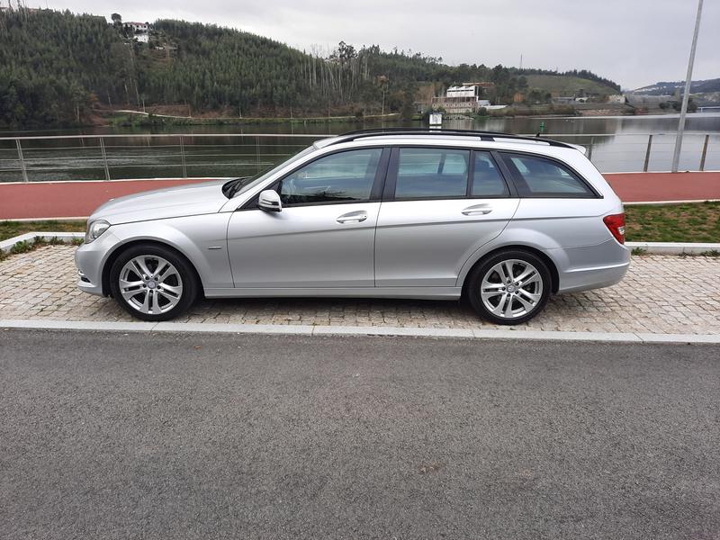 Mercedes-Benz C • 2012 • 273,000 km 6