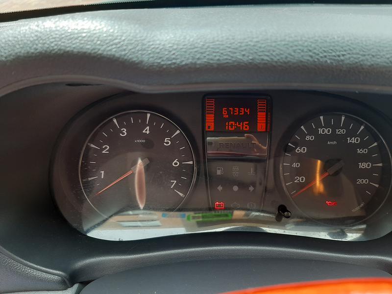 Renault Clio • 2013 • 67,000 km 1