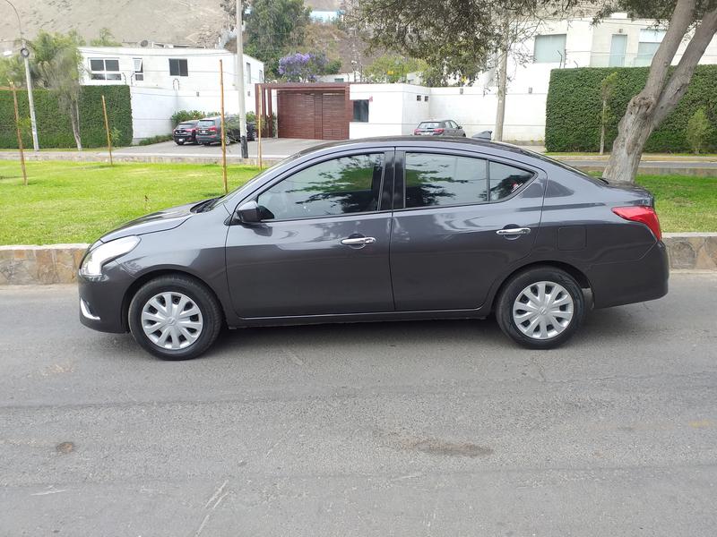 Nissan Versa • 2015 • 122,000 km 6
