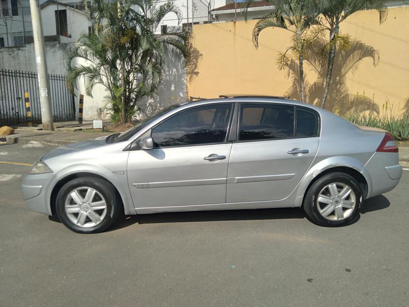 Renault Megane II • 2006 • 122,000 km 7