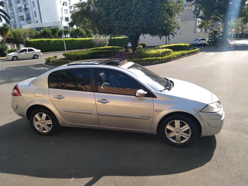 Renault Megane II • 2006 • 122,000 km 2