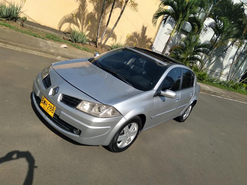 Renault Megane II • 2006 • 122,000 km 5