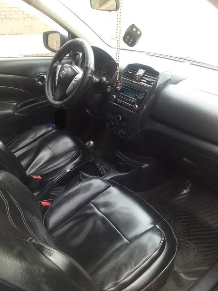 Nissan Versa • 2015 • 122,000 km 2