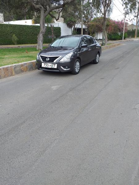 Nissan Versa • 2015 • 122,000 km 1