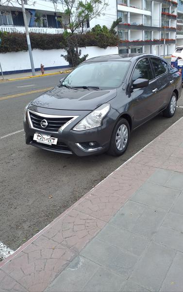Nissan Versa • 2015 • 122,000 km 8