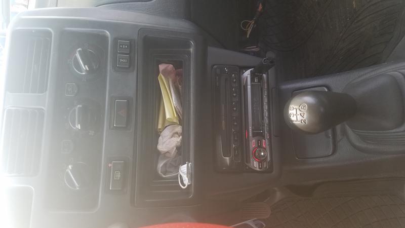 Toyota RAV4 • 2002 • 9,214 km 1