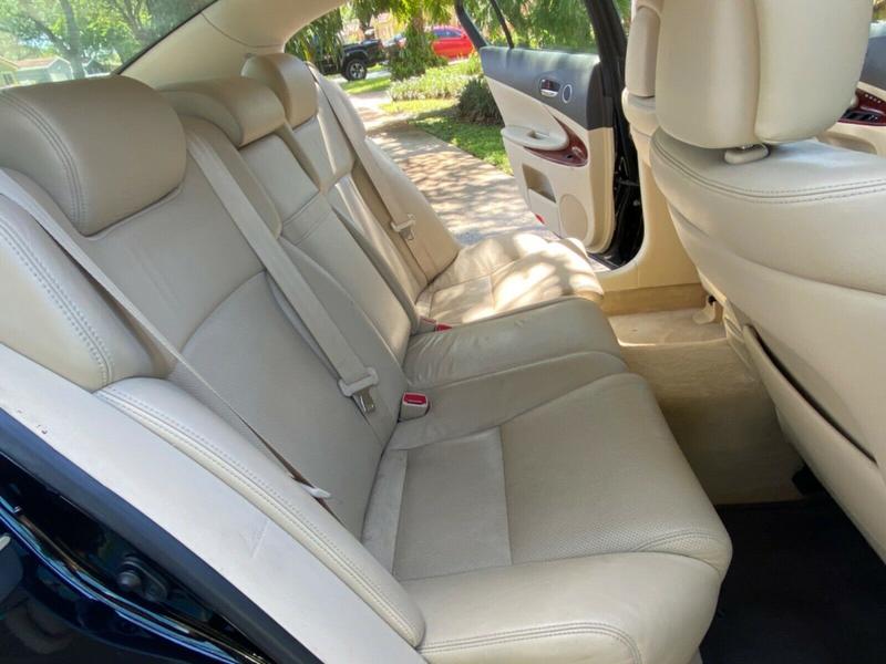 Lexus GS 300 • 2018 • 1 km 3