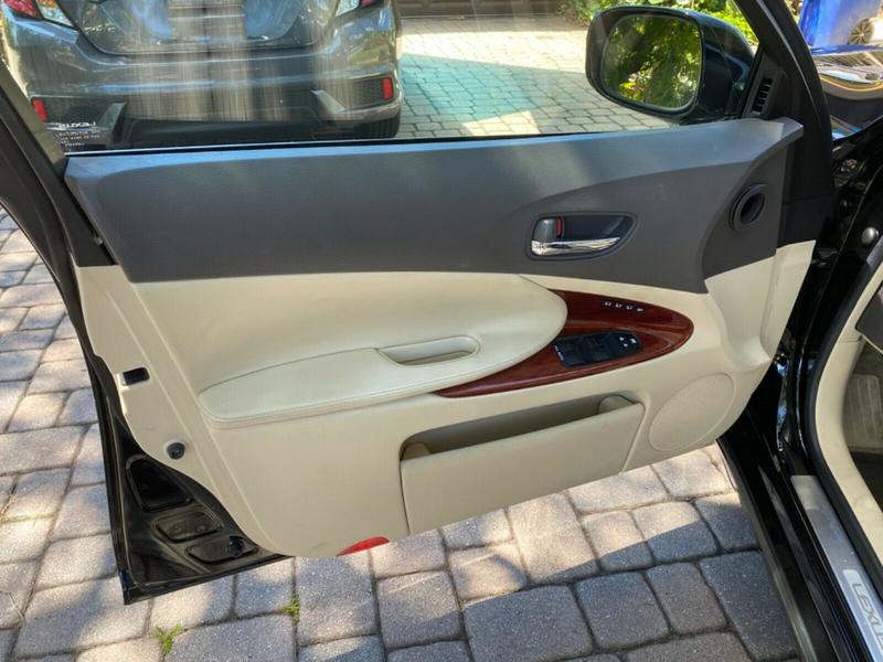 Lexus GS 300 • 2018 • 1 km 5