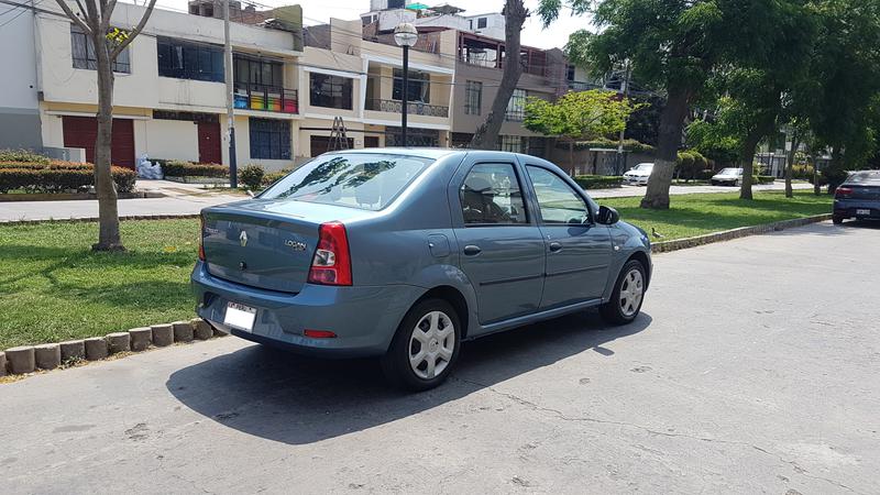 Renault Logan • 2011 • 67,500 km 3