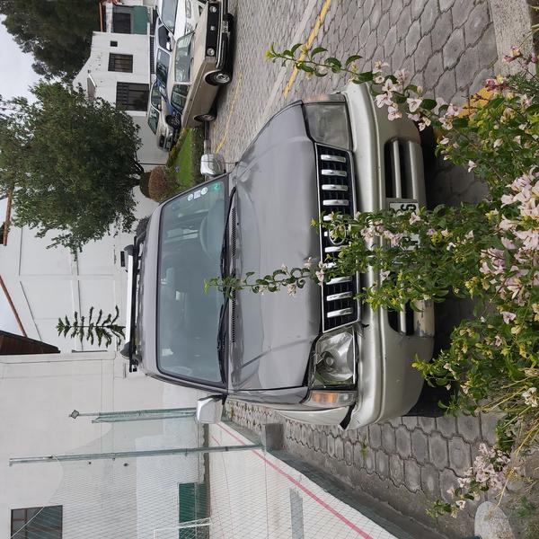 Toyota Land Cruiser • 2001 • 250,000 km 2