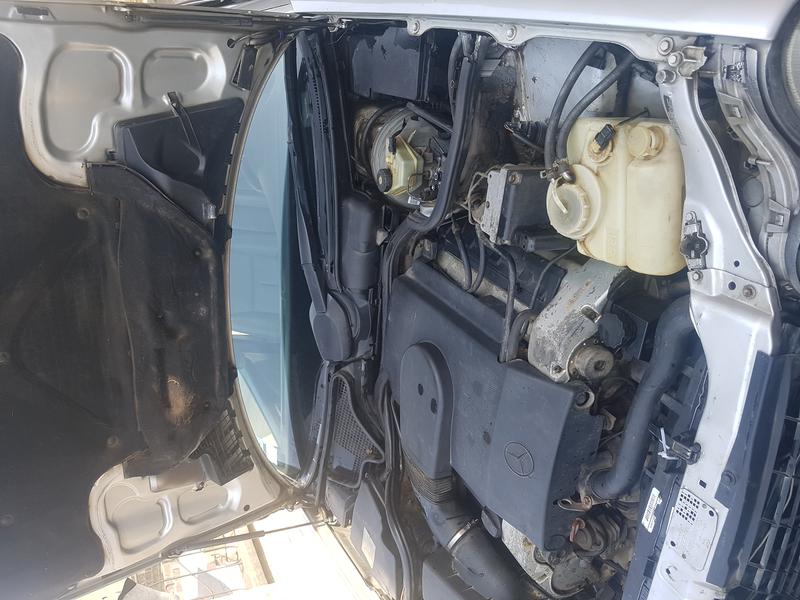 Mercedes-Benz E • 1997 • 108,512 km 5