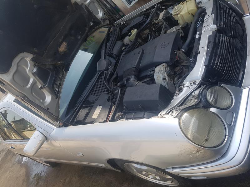 Mercedes-Benz E • 1997 • 108,512 km 10