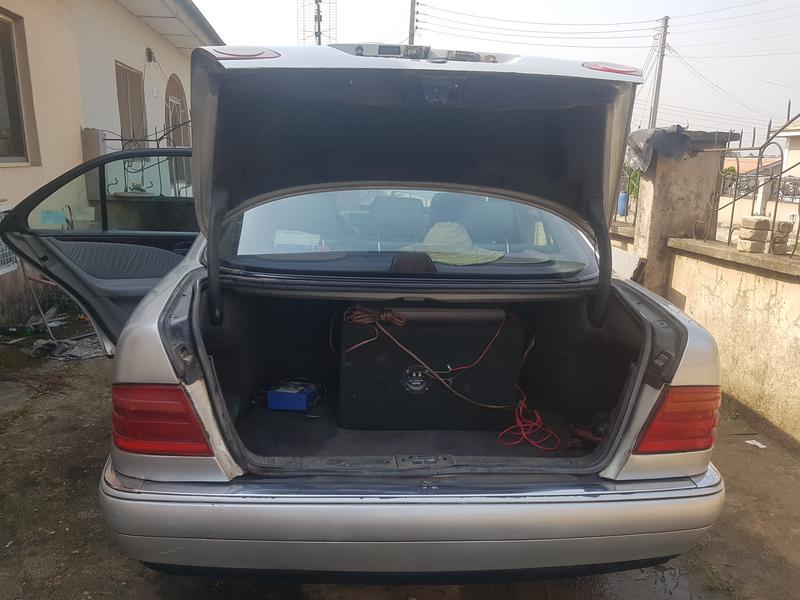 Mercedes-Benz E • 1997 • 108,512 km 4