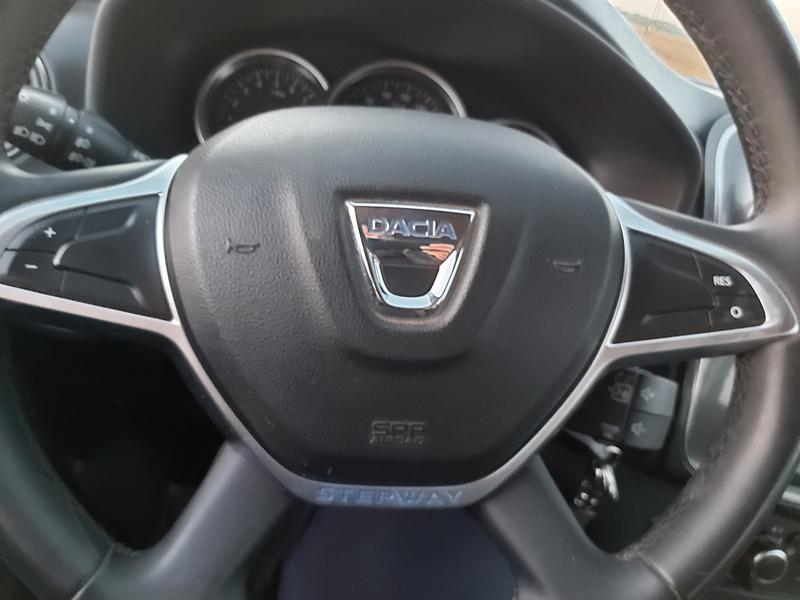 Dacia Sandero • 2017 • 58,400 km 2
