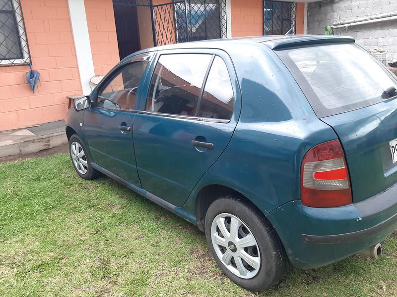 Škoda Fabia • 2006 • 148,000 km 4